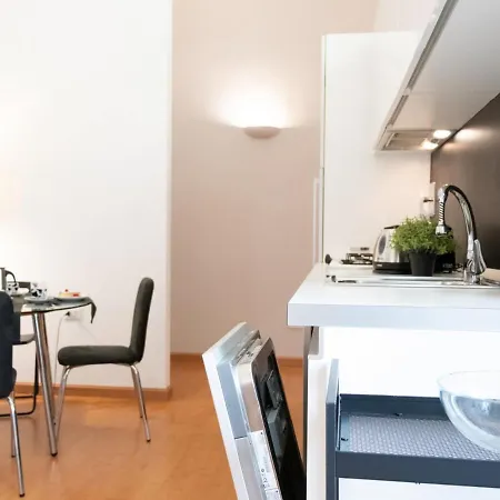 The Best Rent - Lovely One-bedroom Near Borghese *
